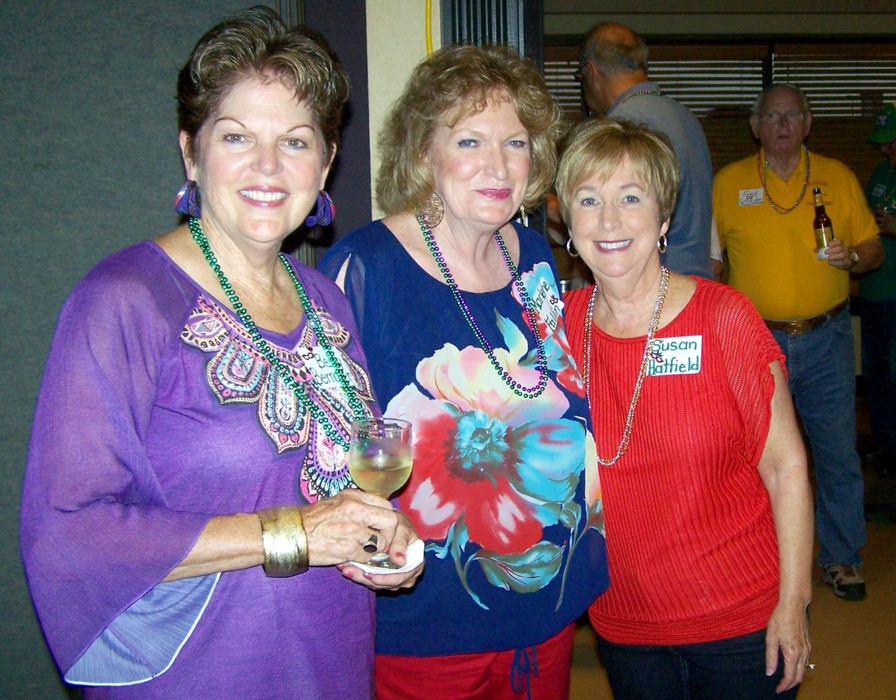 Betty Bernauer, Marlene Fallin, Susan Hatfield, and Fred Schneider (in back)